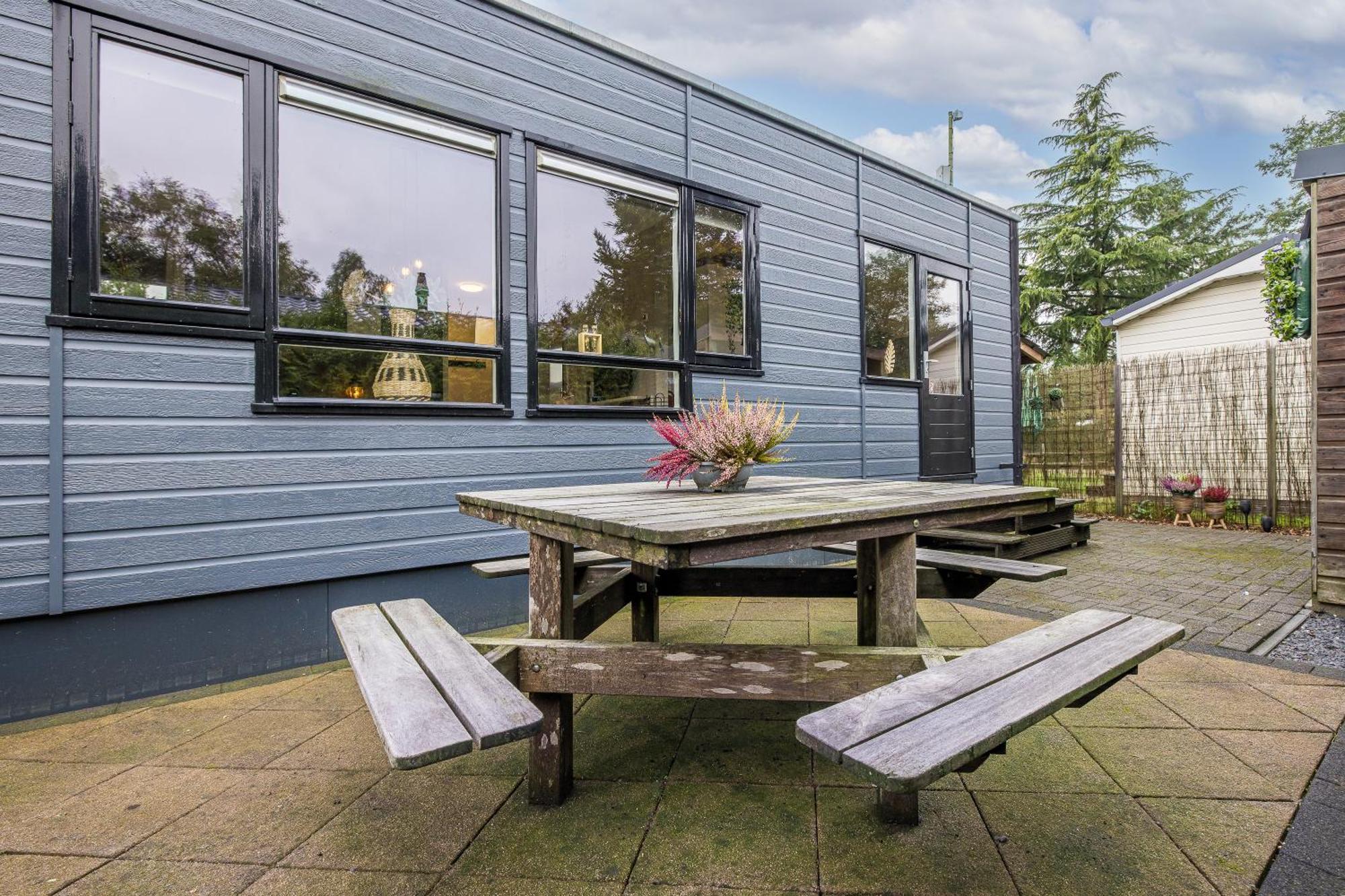 Chalet 'T Veluws Stulpje "Geniet, Ontspan En Droom Even Lekker Weg!" Putten Esterno foto