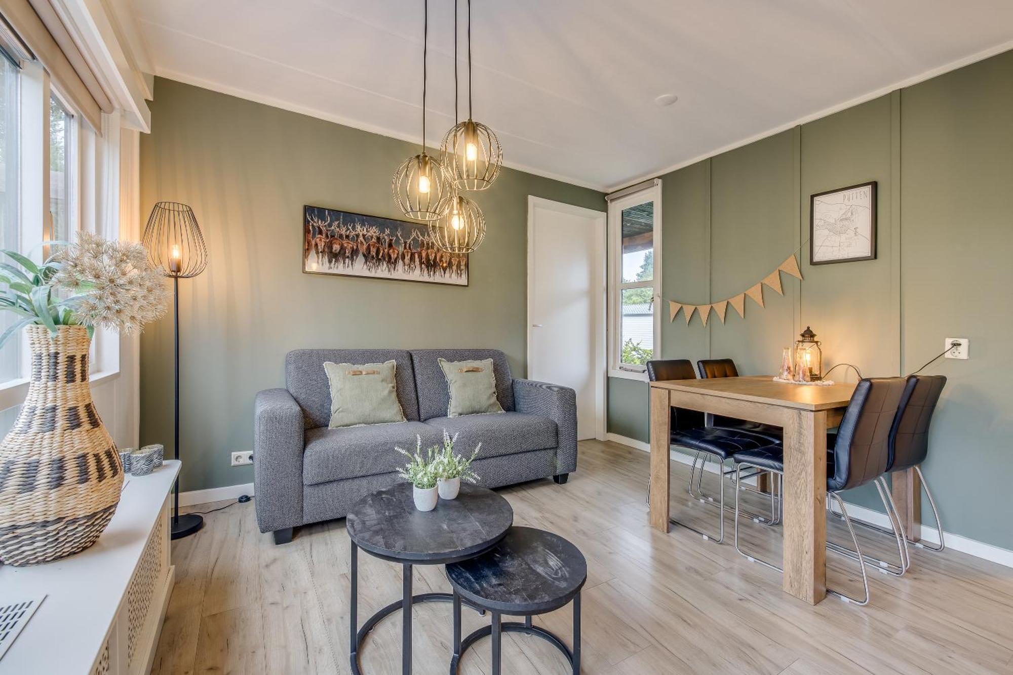 Chalet 'T Veluws Stulpje "Geniet, Ontspan En Droom Even Lekker Weg!" Putten Esterno foto
